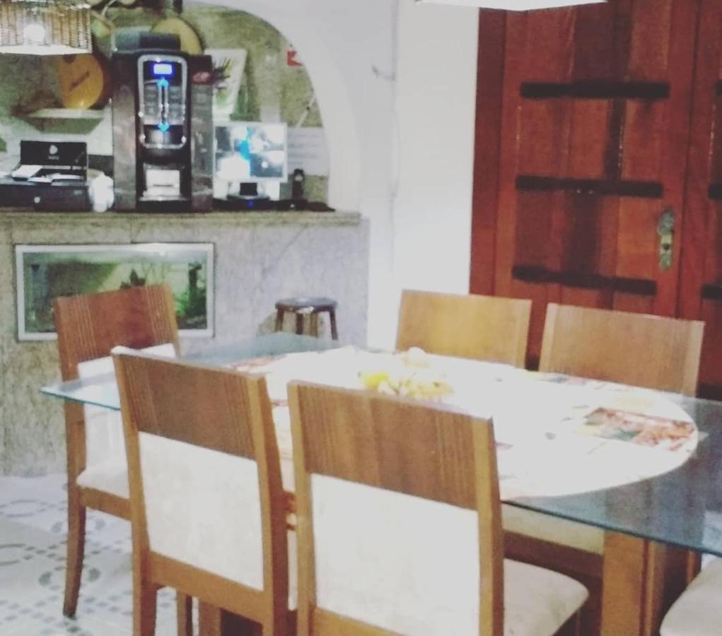 Hospedaria Divina Adega Guest House Cabo Frio Exterior foto